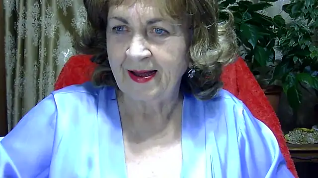 Snapshot of Emma52610 chatting on February 28, 2026, 4:17 pm Emma52610 online show from February 28, 2026, 4:17 pm