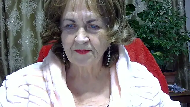 Snapshot of Emma52610 chatting on February 21, 2026, 6:10 pm Emma52610 online show from February 21, 2026, 6:10 pm