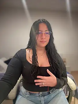 DannaaMeliza online show from January 26, 2025, 12:01 pm