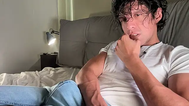 beranco19 online show from April 8, 2026, 10:44 pm