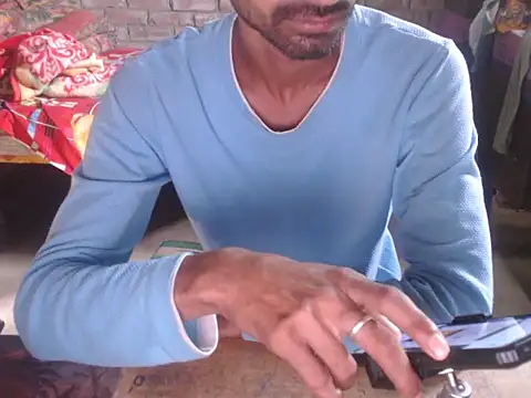 ThethunderPo online show from April 6, 2026, 2:40 am