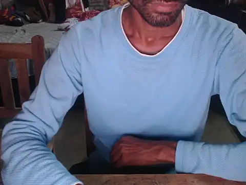Snapshot of ThethunderPo chatting on July 21, 2026, 3:35 pm ThethunderPo online show from July 21, 2026, 3:35 pm