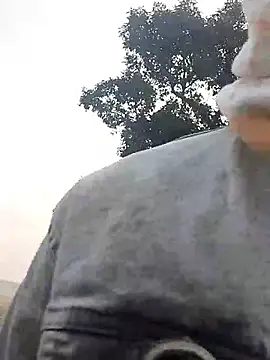 ThethunderPo online show from November 26, 2025, 2:11 am