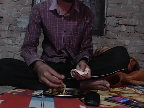 ThethunderPo online show from November 26, 2025, 2:50 pm