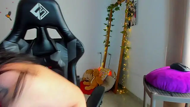 Susan Foxx online show from February 7, 2026, 6:05 pm