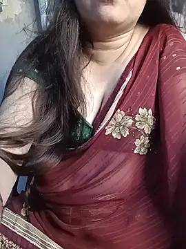 Snapshot of naughtymadam chatting on July 4, 2026, 5:36 am naughtymadam online show from July 4, 2026, 5:36 am