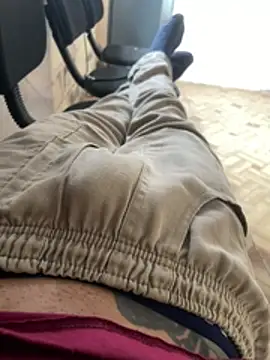 Snapshot of descret_19 chatting on March 24, 2026, 3:23 pm descret 19 online show from March 24, 2026, 3:23 pm