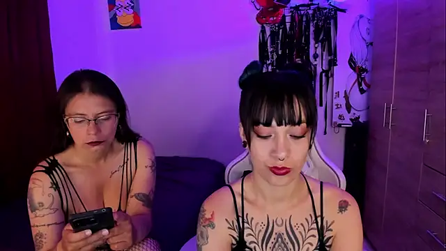 dungeongirls online show from June 28, 2026, 3:29 pm