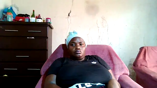 sexybigboobz online show from December 3, 2025, 5:30 am