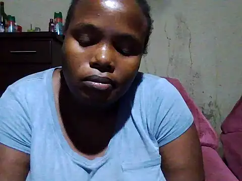sexybigboobz online show from May 21, 2026, 3:31 pm