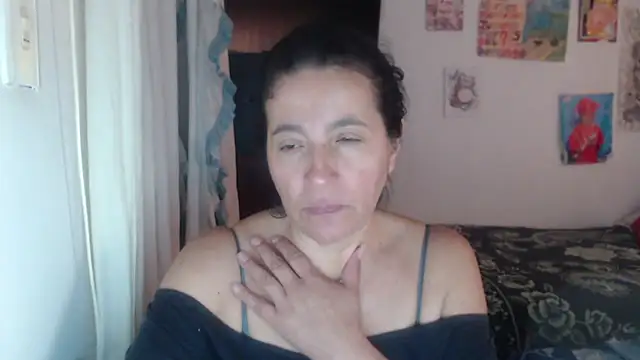 stefilove10 online show from February 7, 2025, 6:56 pm