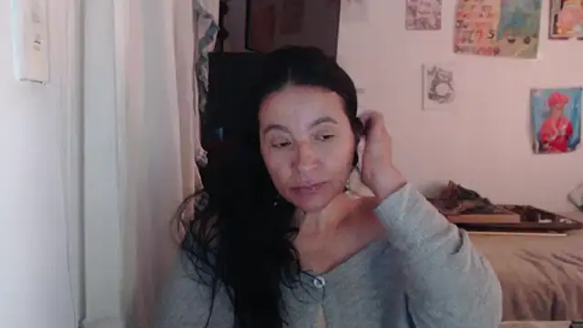 stefilove10 online show from November 13, 2025, 3:49 pm