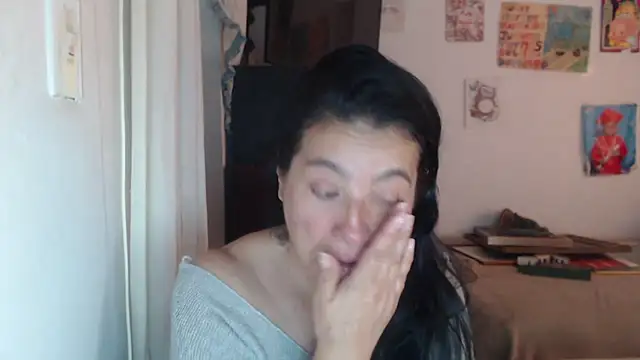 stefilove10 online show from September 12, 2025, 4:07 pm