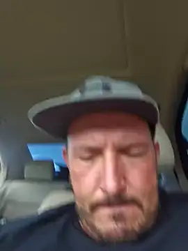 UncutHammer69 online show from October 15, 2025, 10:29 pm