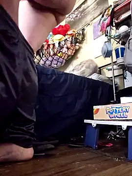 UncutHammer69 online show from October 3, 2025, 5:03 pm