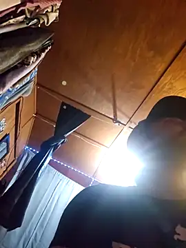 Snapshot of UncutHammer69 chatting on February 26, 2026, 4:40 pm UncutHammer69 online show from February 26, 2026, 4:40 pm