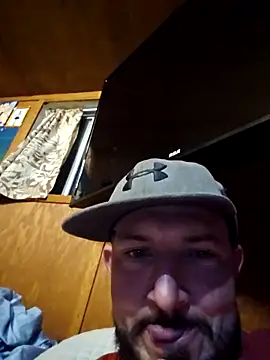 Snapshot of UncutHammer69 chatting on March 1, 2026, 3:28 am UncutHammer69 online show from March 1, 2026, 3:28 am