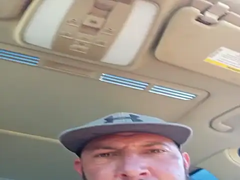 UncutHammer69 online show from October 1, 2025, 8:24 pm