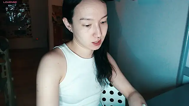 Snapshot of sensualdrug chatting on January 20, 2025, 4:01 pm sensualdrug online show from January 20, 2025, 4:01 pm