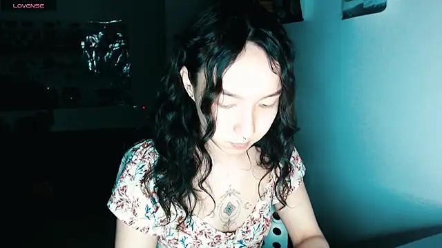 Snapshot of sensualdrug chatting on January 5, 2025, 1:47 pm sensualdrug online show from January 5, 2025, 1:47 pm