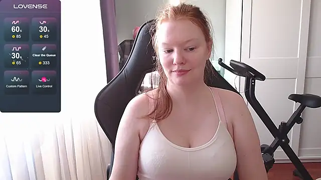 Lady Inari online show from September 19, 2025, 2:32 pm