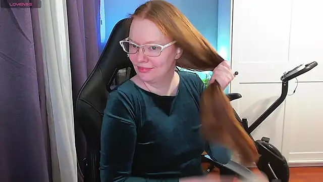 Lady Inari online show from February 17, 2026, 3:26 am