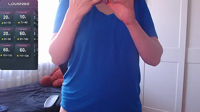 Lady Inari online show from February 7, 2025, 11:56 am