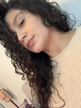 kinky milaxh online show from August 9, 2026, 11:55 pm