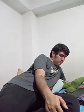 biglatin80 online show from March 10, 2026, 2:43 pm