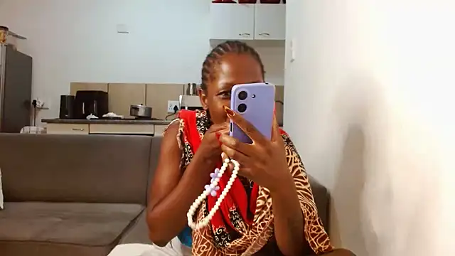 Snapshot of SoftRosee chatting on February 18, 2026, 9:55 pm SoftRosee online show from February 18, 2026, 9:55 pm