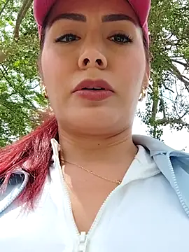 LINDA PATTY94 online show from March 20, 2025, 3:36 pm