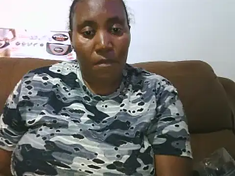 ebonytitts4u online show from December 4, 2025, 7:35 pm