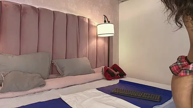 HallyBans online show from April 8, 2026, 6:53 pm