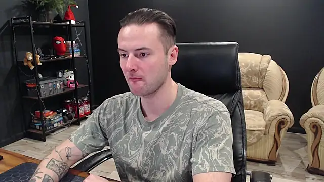 MihasikD online show from December 22, 2025, 12:27 pm