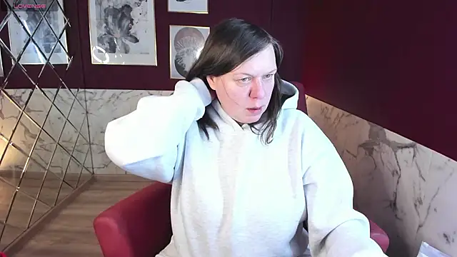 Snapshot of KellyPerfection chatting on February 4, 2026, 5:24 am KellyPerfection online show from February 4, 2026, 5:24 am