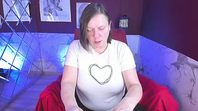Snapshot of KellyPerfection chatting on March 18, 2025, 1:34 pm KellyPerfection online show from March 18, 2025, 1:34 pm