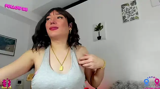 hottycrishina online show from March 1, 2025, 10:24 am