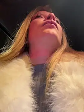 AnastasiaAniess online show from January 16, 2026, 6:01 pm