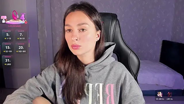 EllaFresh online show from November 9, 2025, 8:02 pm