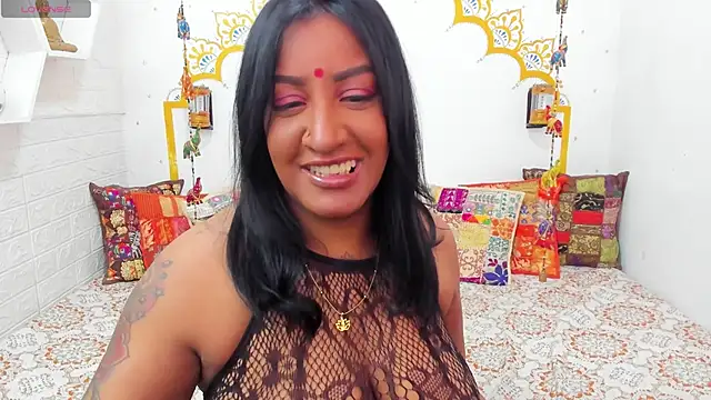 LadyNahir online show from February 25, 2026, 6:30 pm