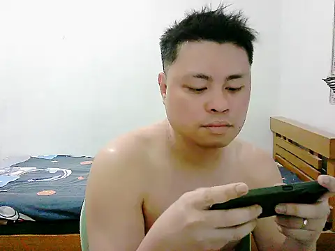 Snapshot of SirViceBoy2020 chatting on April 12, 2026, 9:56 am SirViceBoy2020 online show from April 12, 2026, 9:56 am