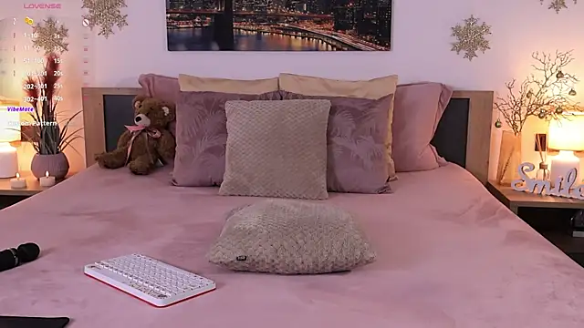 Snapshot of Leila__Sweet chatting on January 10, 2025, 9:34 am Leila  Sweet online show from January 10, 2025, 9:34 am