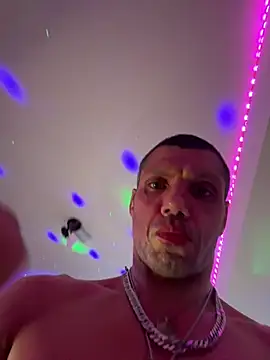 TOYTOYNOW online show from February 1, 2025, 12:04 pm