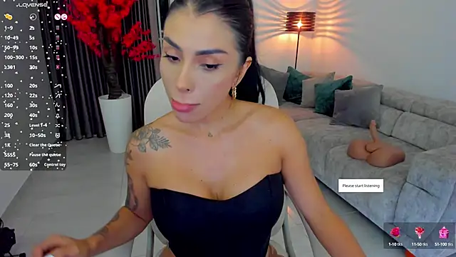 Snapshot of Sarah_Stone_ chatting on February 25, 2025, 11:15 pm Sarah Stone online show from February 25, 2025, 11:15 pm