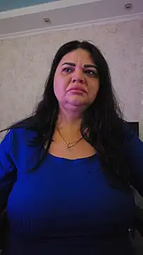 littleRikka online show from January 6, 2026, 8:18 am