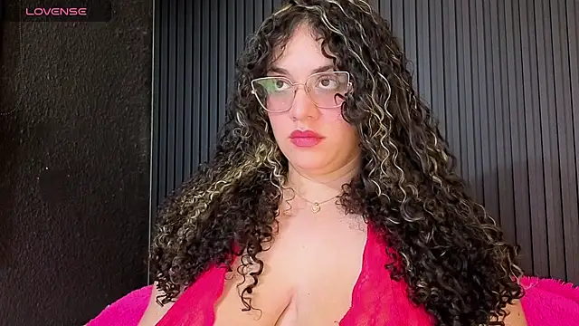 dulce lf online show from April 15, 2026, 5:24 am