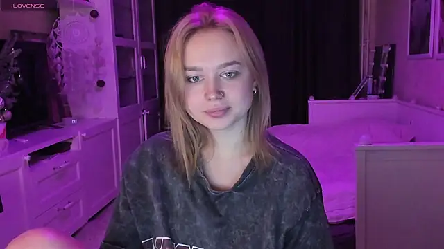 MaryDreaminess online show from January 19, 2025, 5:39 pm