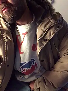 Snapshot of fuckerplayer1 chatting on February 26, 2026, 2:55 am fuckerplayer1 online show from February 26, 2026, 2:55 am