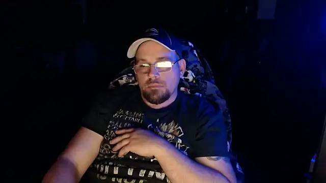 Hunter Largoxh online show from March 6, 2026, 1:11 am