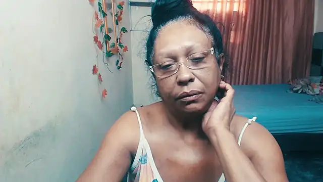 Snapshot of CindyClimax chatting on September 20, 2025, 5:18 pm CindyClimax online show from September 20, 2025, 5:18 pm